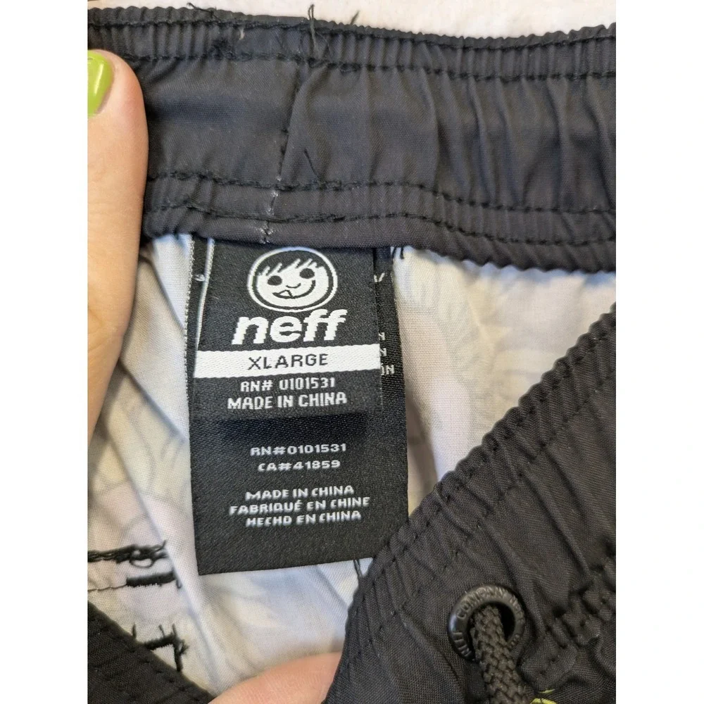 Neff Swim Trunks Men's XL‎ Black Sunflower Smiley Face Board Shorts Drawstring